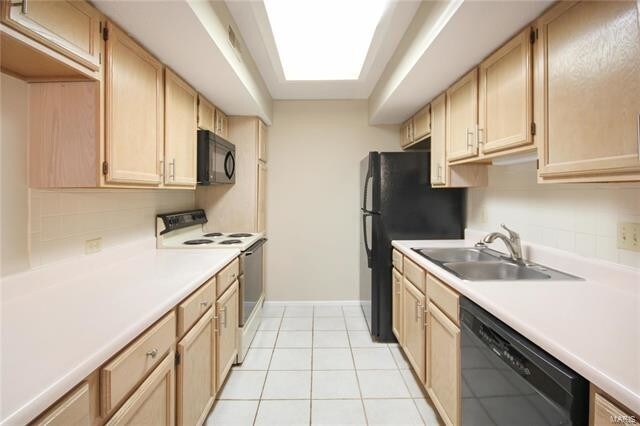 Building Photo - 421 Shirley Ridge Dr