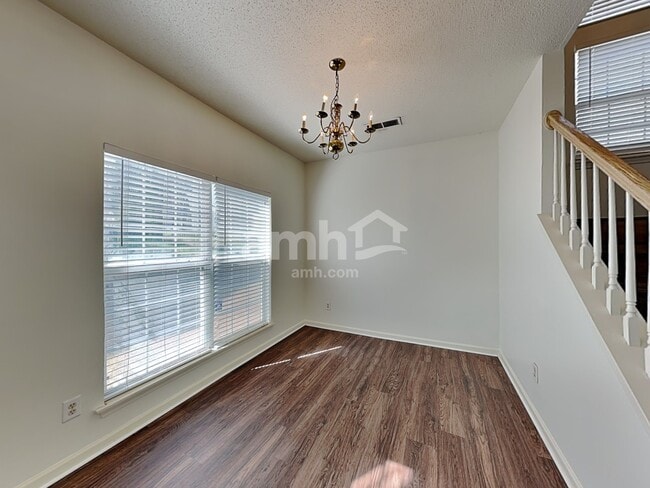 Foto del edificio - 9032 Little Hampton Pl