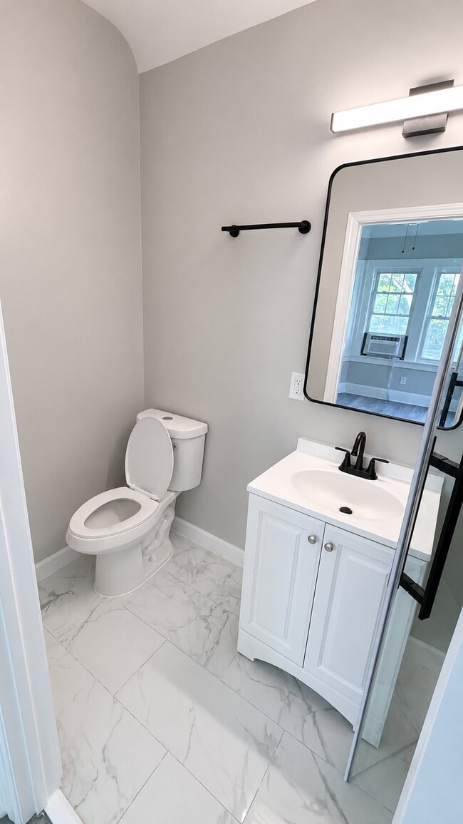 Photo - 16314 Scottsdale Blvd (Shaker Heights, OH) House