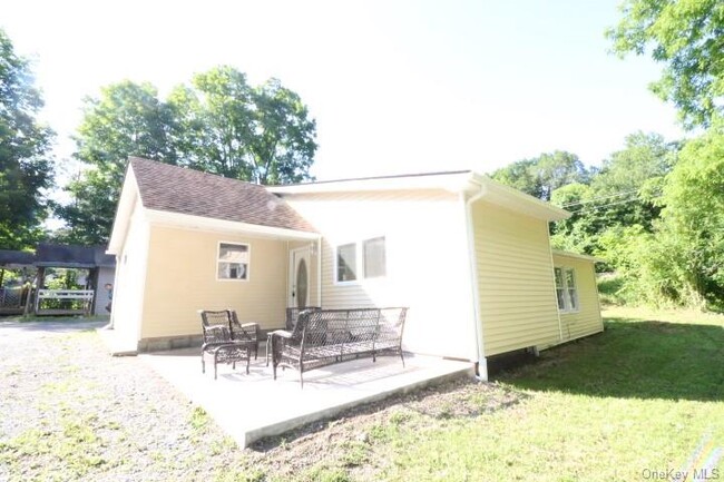 Building Photo - 3762 NY-52