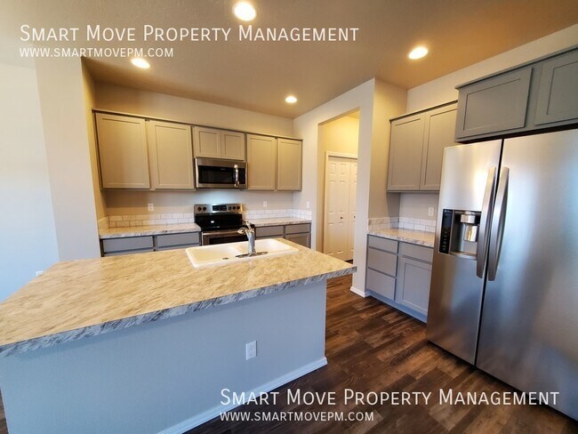 Building Photo - Brand New 3 Bdrm in Near Meridian Costco, ...