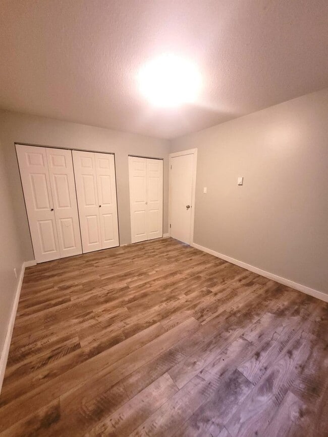 Building Photo - 1 bedroom in Prince Rupert BC V8J 1N1