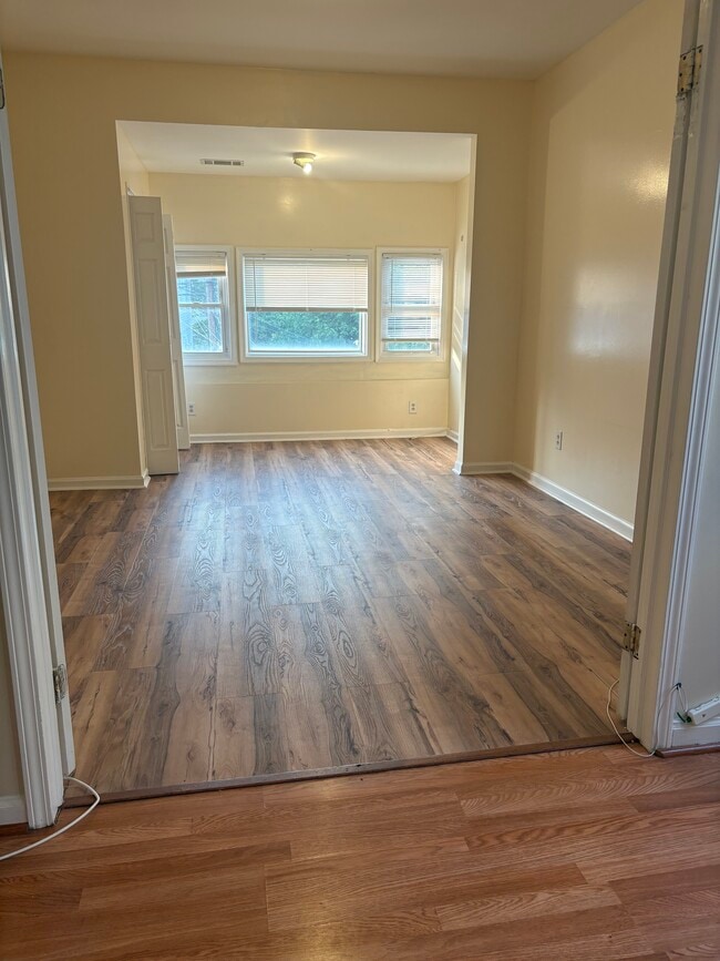 Bedroom 1 - 117 Schley St