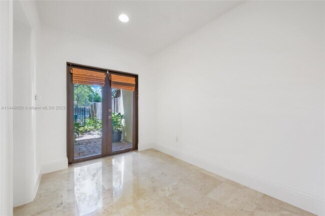 Foto del edificio - 3101 Oak Ave