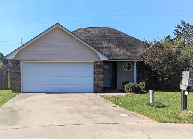 Building Photo - 6551 Boone