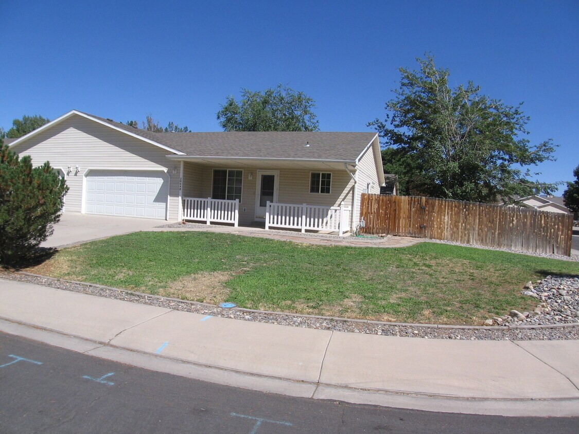 Foto principal - 2944 S Palace Cir