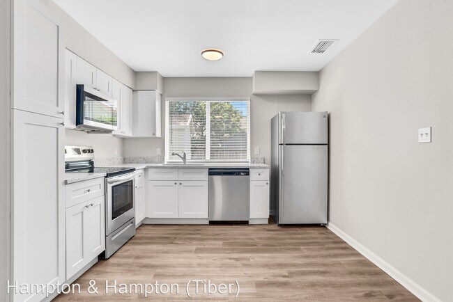 Foto del edificio - 3 br, 2 bath House - 2103 CHURCHILL DOWNS CIR