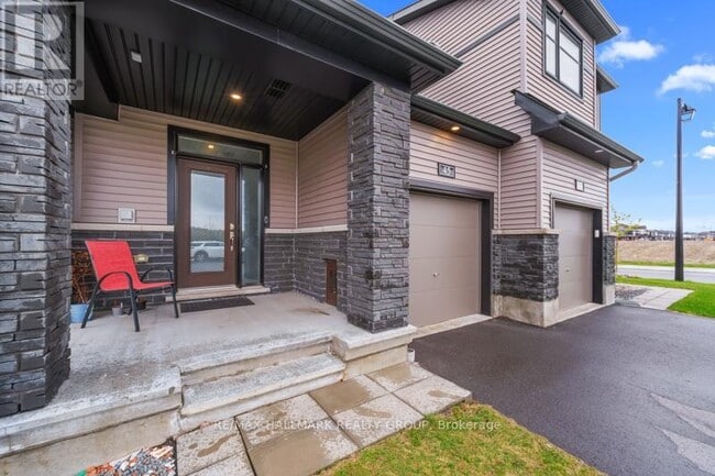 Building Photo - 45 Finglas Ct