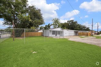 Building Photo - 1514 Mercury Dr