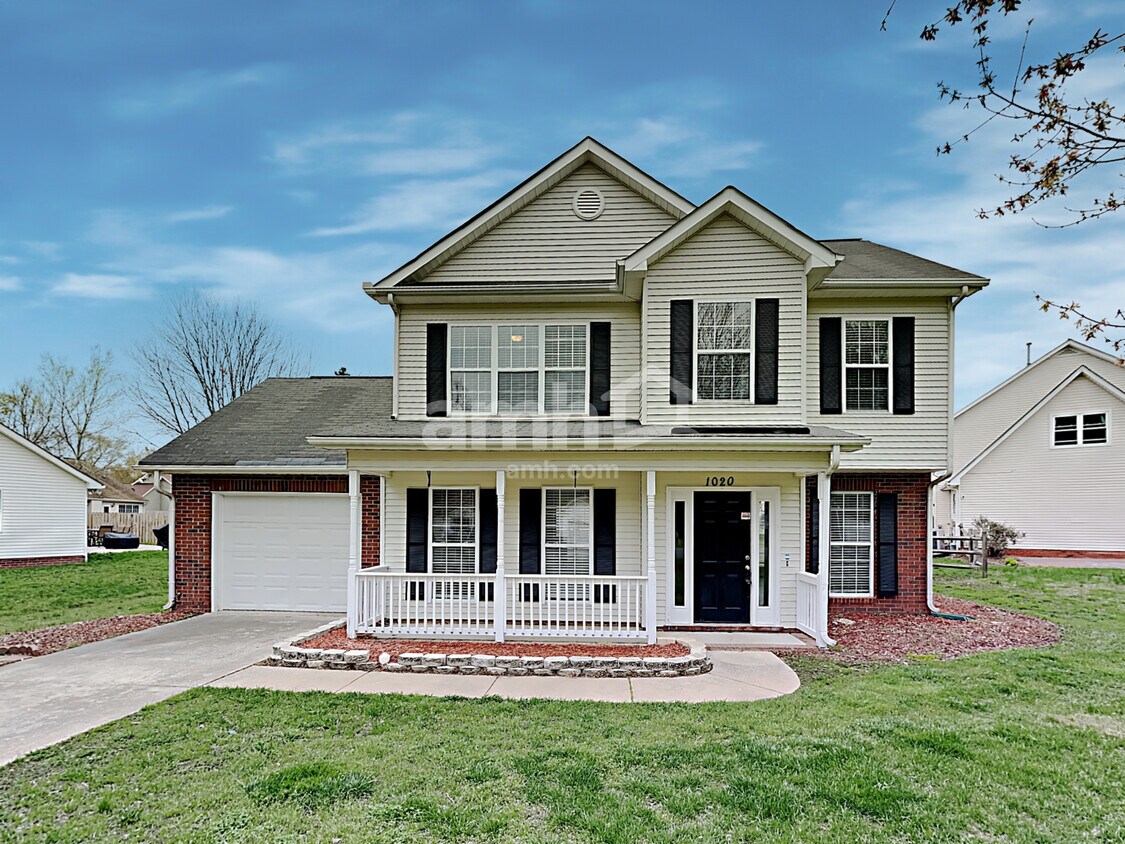 Primary Photo - 1020 Ridgefield Circle