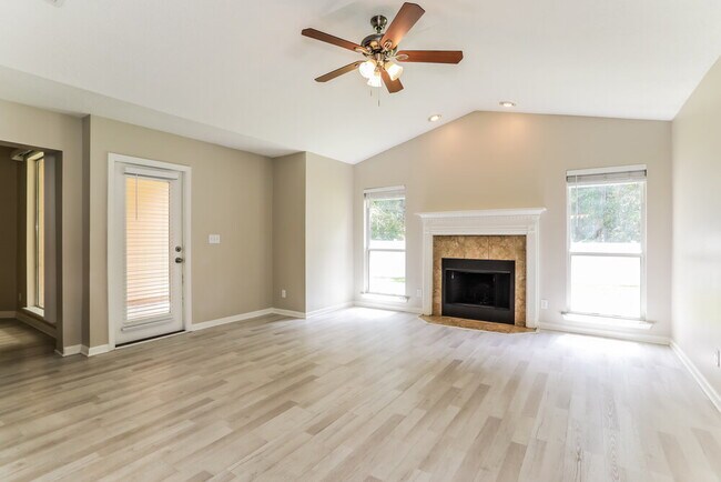 Foto del edificio - 796 Turkey Point Dr