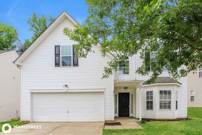 Foto principal - 3810 PAULINE LN, CHARLOTTE, NC 28216