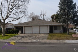 Building Photo - 2609-2611 Erin Dr