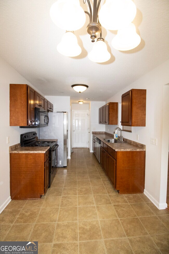 Building Photo - 206 N Bridgeport Dr