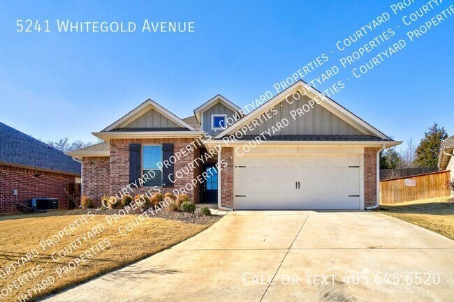 Building Photo - 5241 Whitegold Ave