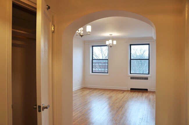 Entrance Hall Closet. - 111 Larchmont Acres