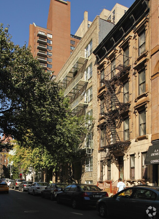 Apartamentos en 219 E 81st St - 219 E 81st St