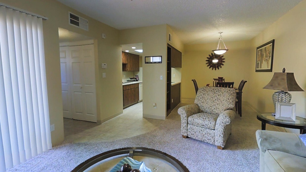 Photo - Lakeside Casitas Apartments