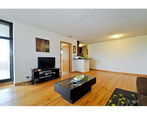 Building Photo - 2800 N Orchard St