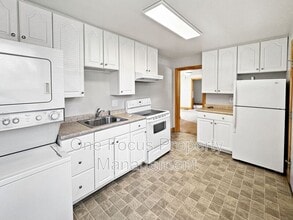 Building Photo - 1239 Sherman St