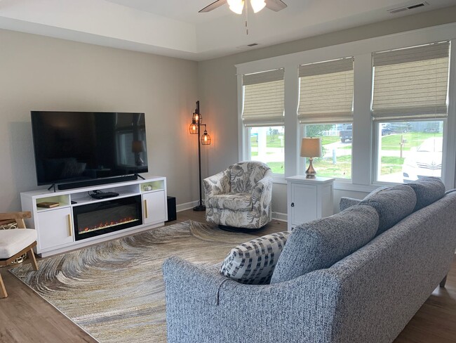 Building Photo - 3 Bedroom 2 Bath Home in Coinjock availabl...