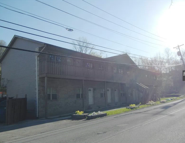 Building Photo - Brook Creek Apartments