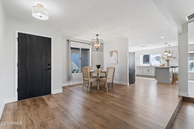Foto del edificio - 4837 E Pershing Ave