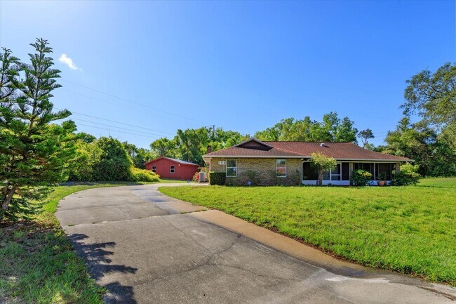 Foto del edificio - Spacious 4-Bedroom, 3-Bath Rental in Quiet DeBary Cul-de-Sac