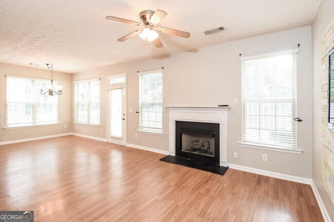 Foto del edificio - 4049 Hill Station Ct