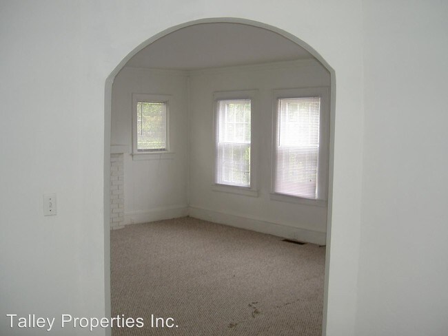 Building Photo - 3 br, 1.5 bath House - 1617 Merriman Avenue