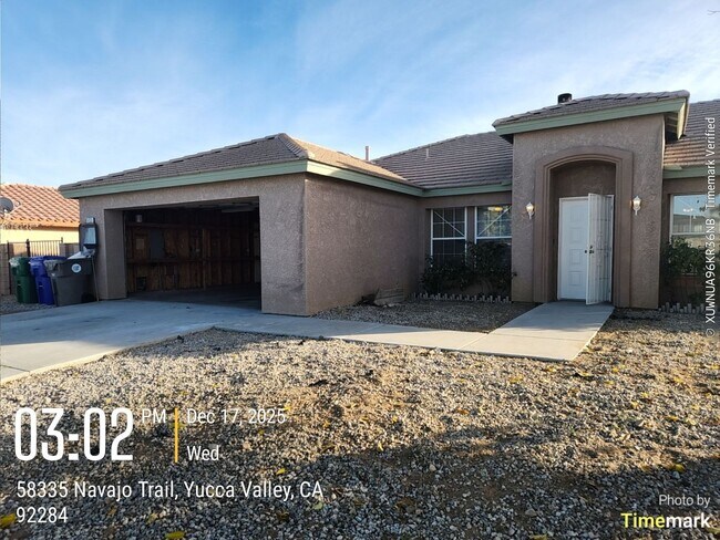 Foto del edificio - 3 bedroom 2 bath w/ office