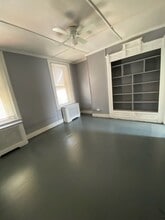 Building Photo - 408 N Wanamaker St