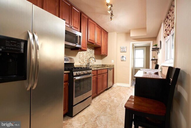 Foto del edificio - 518 S Luzerne Ave