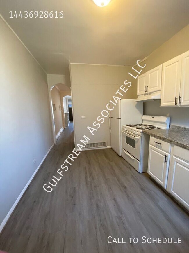 Building Photo - 1913 Walbrook Ave