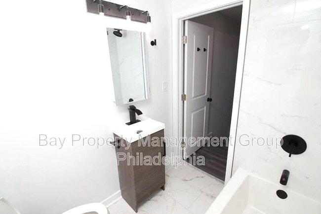 Foto del edificio - 918 Sharon Ave