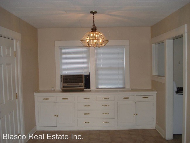 Building Photo - 2 br, 1 bath House - 7411 Beryl