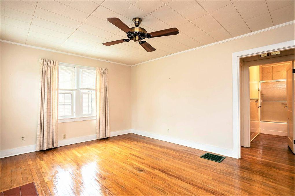 Foto del edificio - 121 Rowntree Ct,