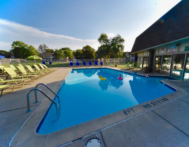 Castle Pointe Apartments East Lansing, MI