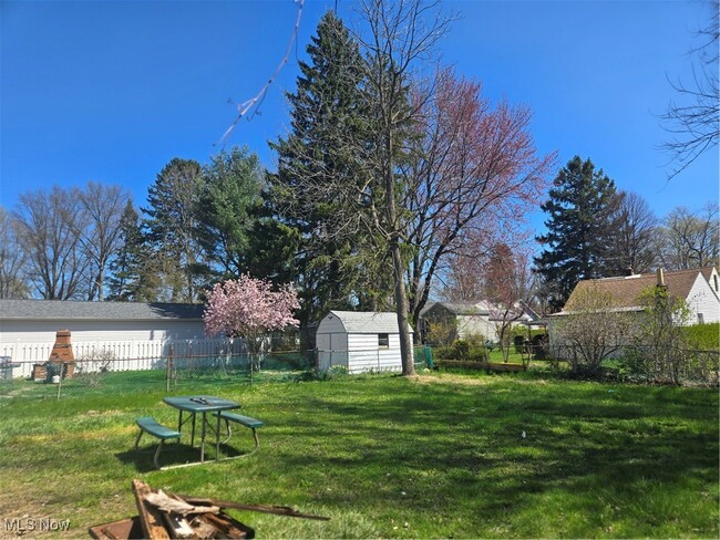 Foto del edificio - 5407 Porter Rd