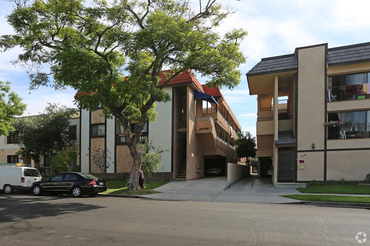Foto principal - 126 S Cedar St