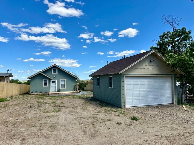 Foto del edificio - 305 2nd St NW