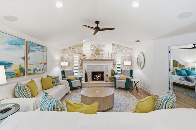 Building Photo - 20672 Charing Cross Cir