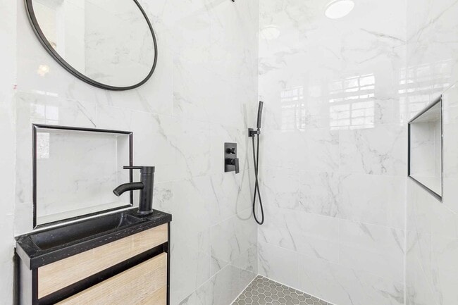 Photo - 2217 Jefferson Ave Townhome