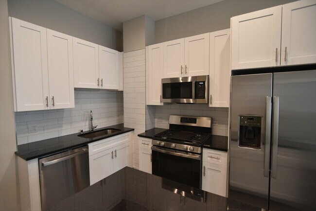 Foto del edificio - 1730 W Greenleaf Ave
