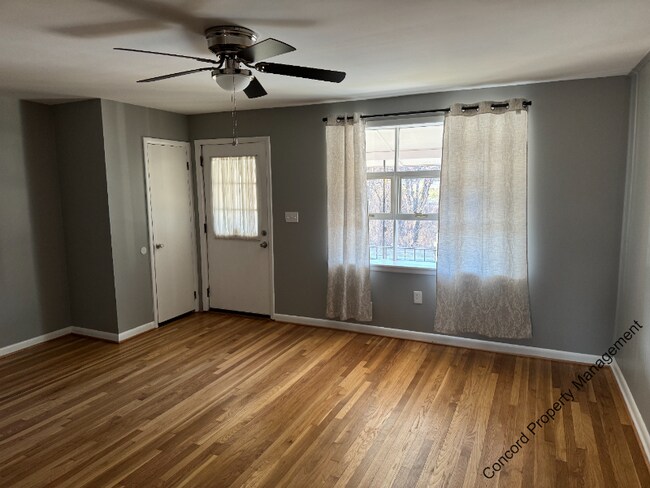 Foto del edificio - 8555 Morven Rd