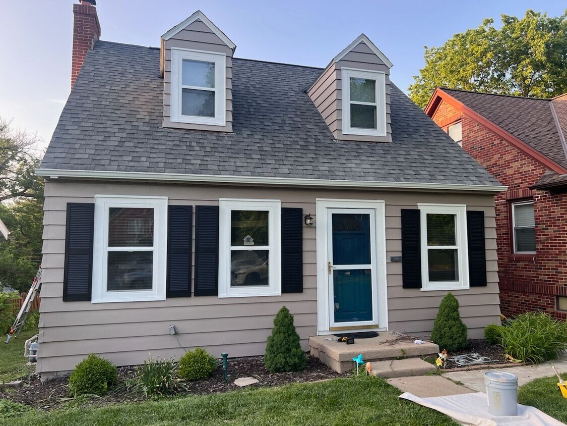 Foto principal - Dundee 4 bed 2 bath 3 car garage