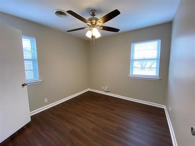 Building Photo - 712 Juno Ln