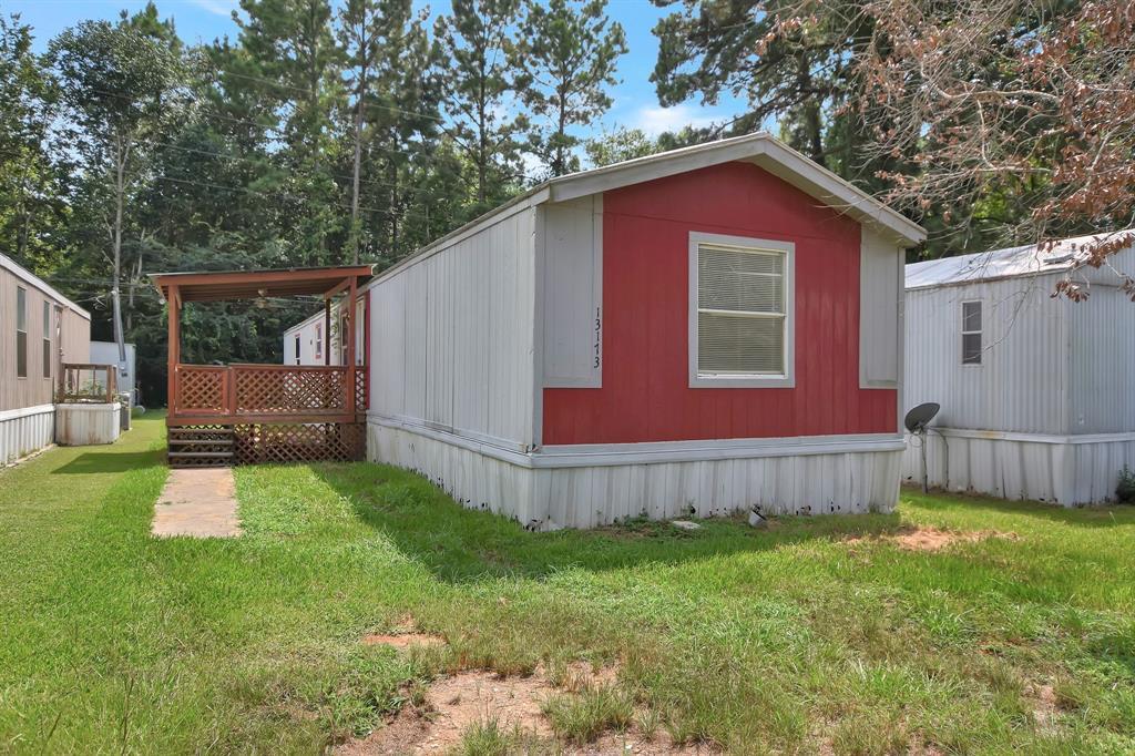 13173 S Lee Shore Dr, Willis, TX 77318 House for Rent in Willis, TX