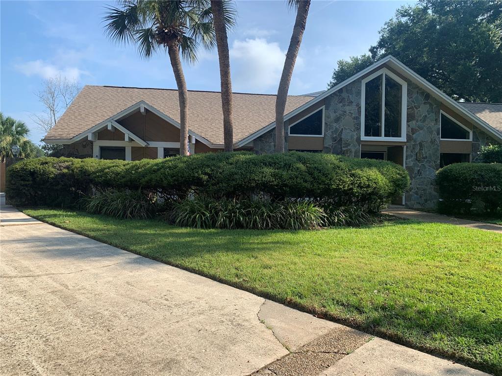 Foto principal - 2155 Palm View Dr