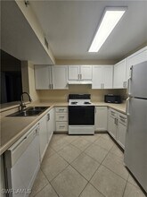 Building Photo - 8274 Key Royal Cir